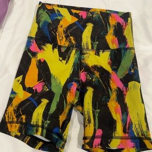 Lululemon wunder train short